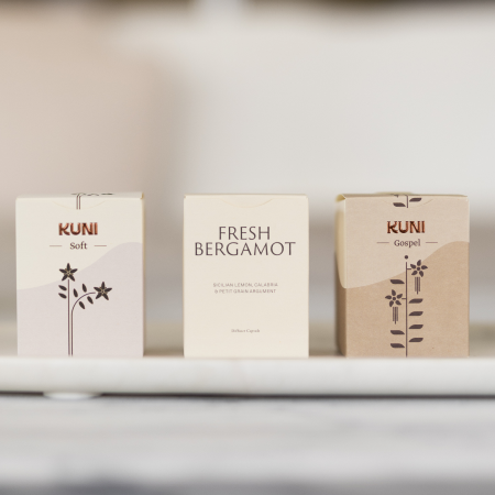 תמציות בושם בריחות מדהימים - איך מייצרים אותן?