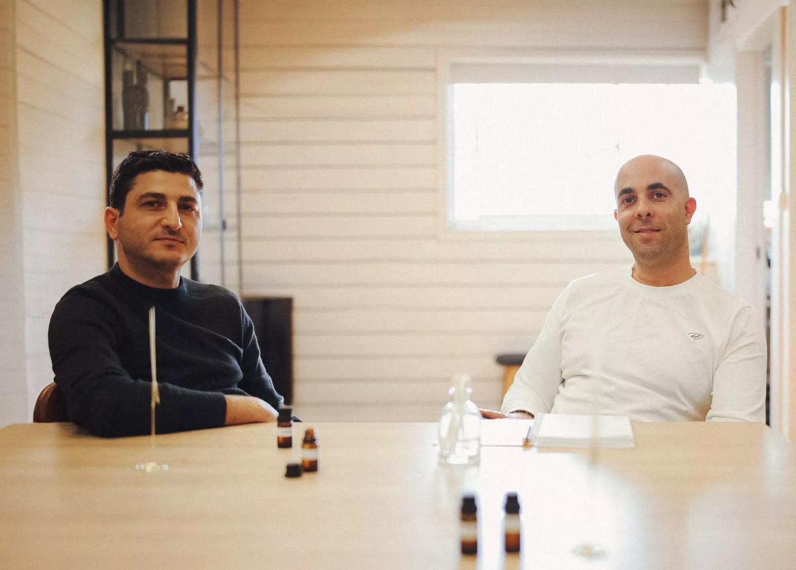 האנשים מאחורי הריח